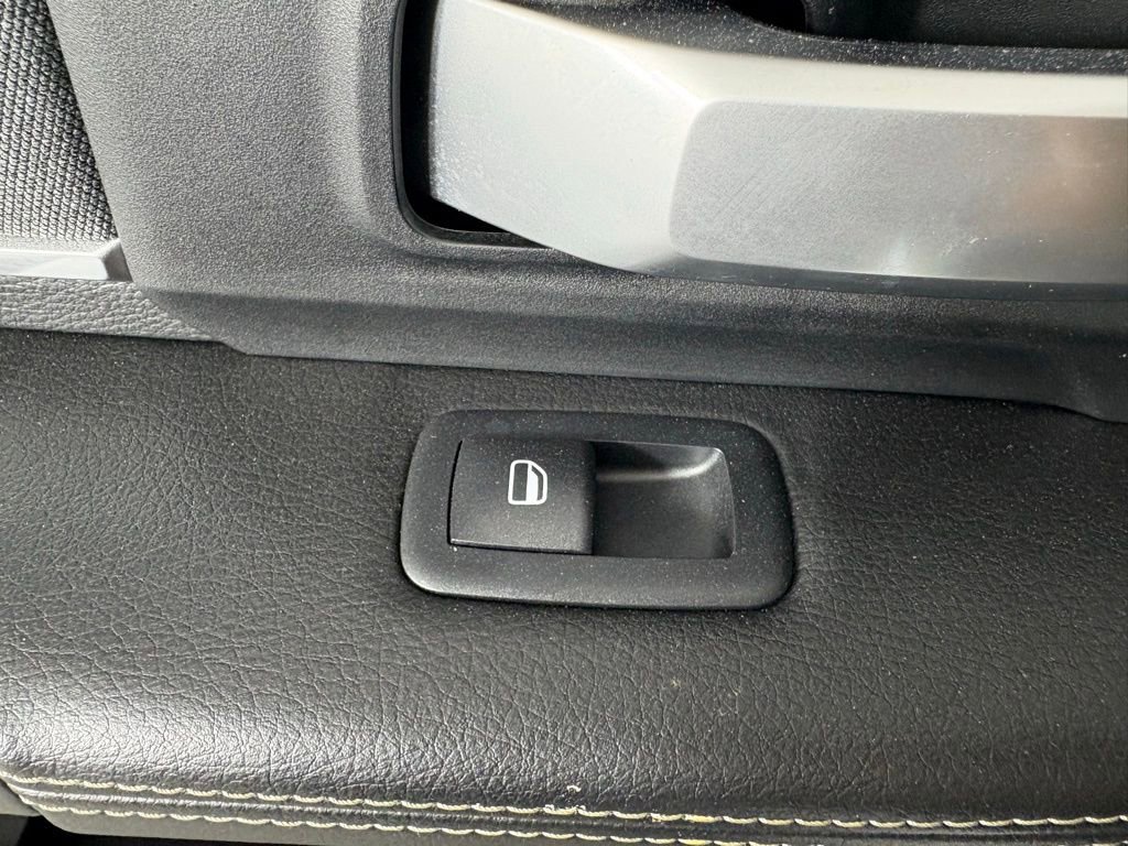 Used 2022 RAM 2500 Big Horn w/ Level C Equiment Group image 44