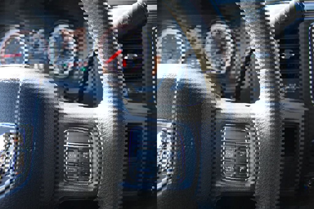 Used 2018 RAM 2500 Tradesman w/ Chrome Appearance Group image 32