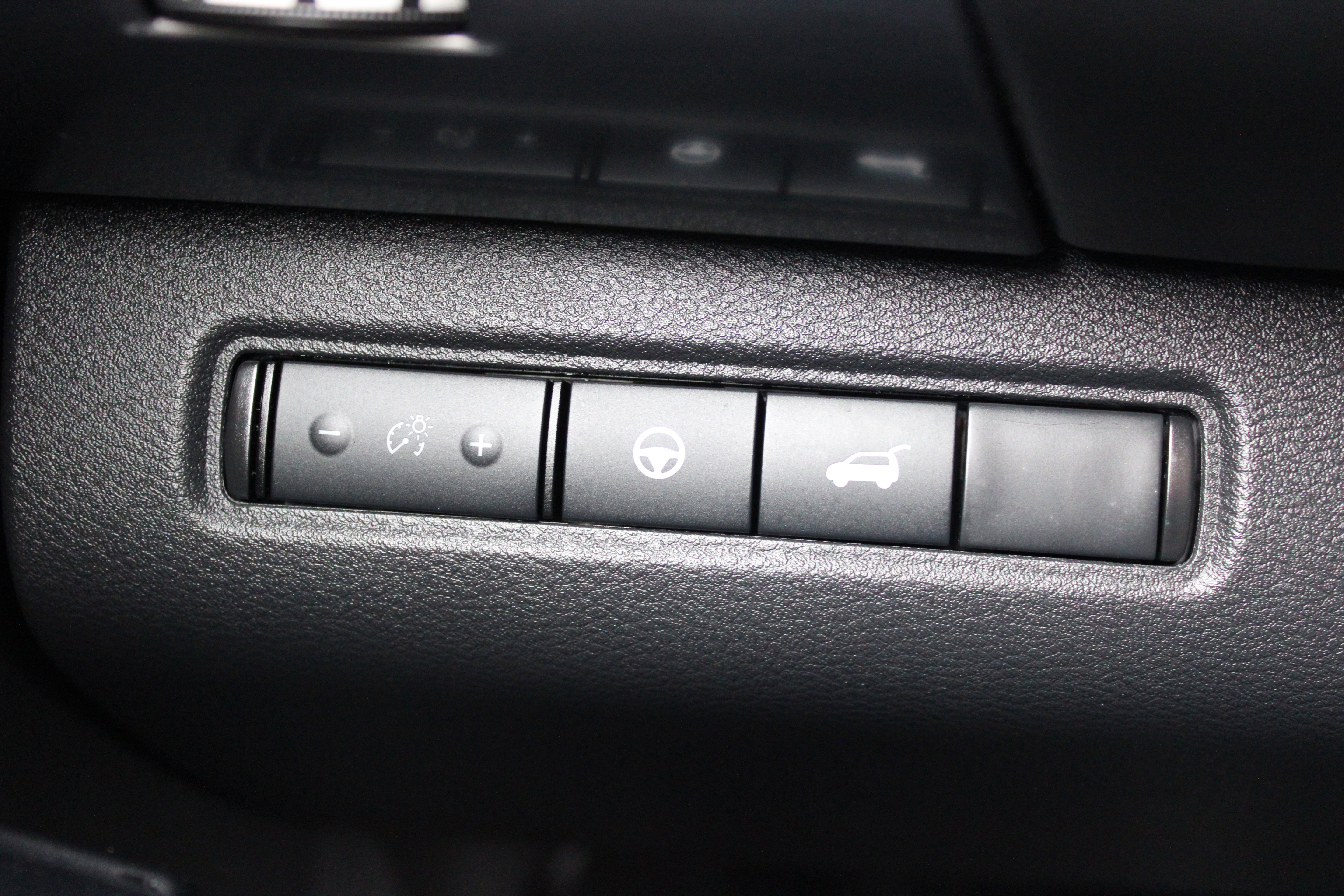 Certified 2023 Nissan Pathfinder SL image 31