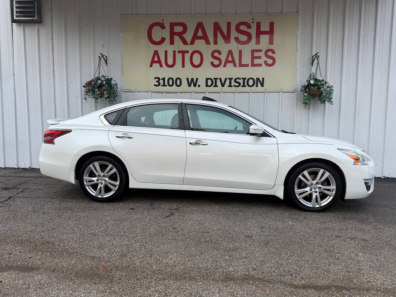 Used 2015 Nissan Altima 3.5 SL FWD image 5