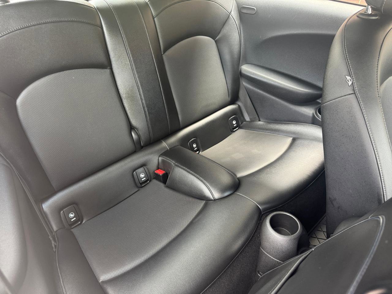 Used 2015 MINI Cooper 2-Door Hardtop FWD image 14