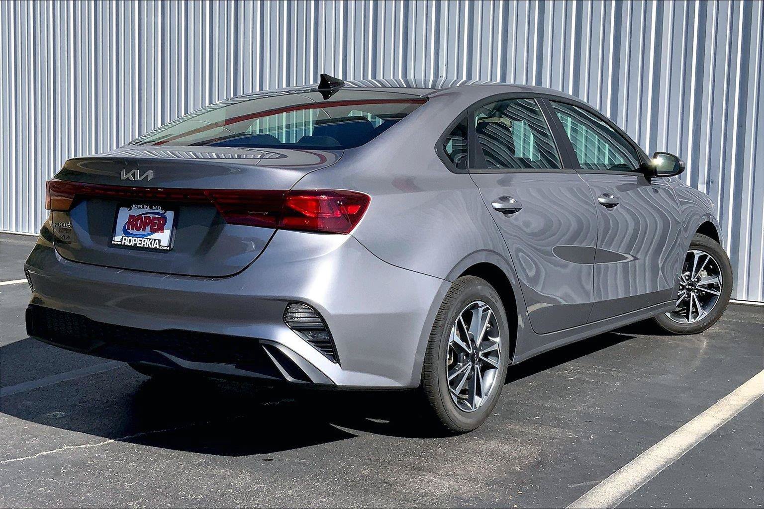 Used 2024 Kia Forte LXS FWD image 10