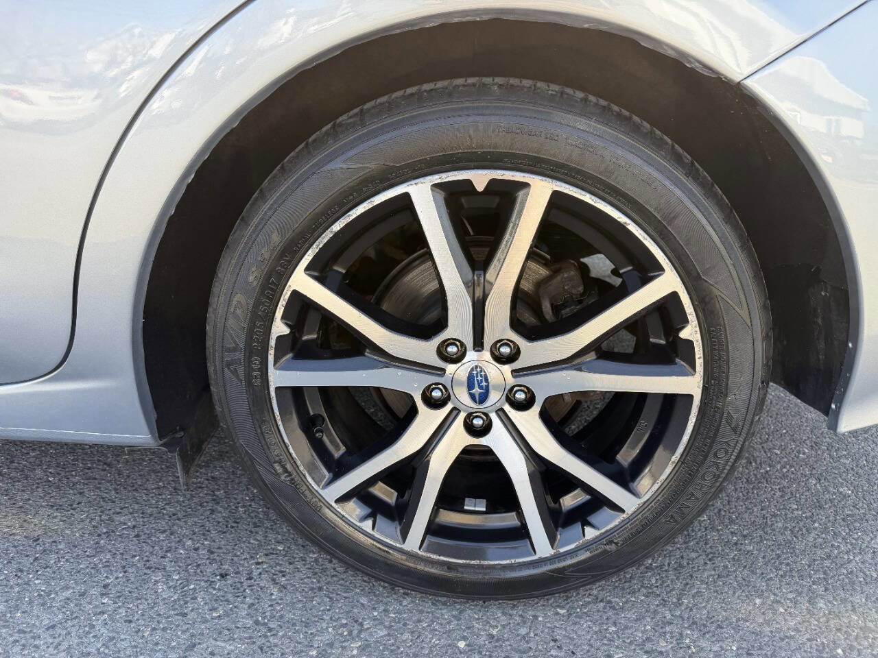 Used 2017 Subaru Impreza 2.0i Limited w/ Moonroof/BSD & Rcta/Eyesight AWD/4WD image 12