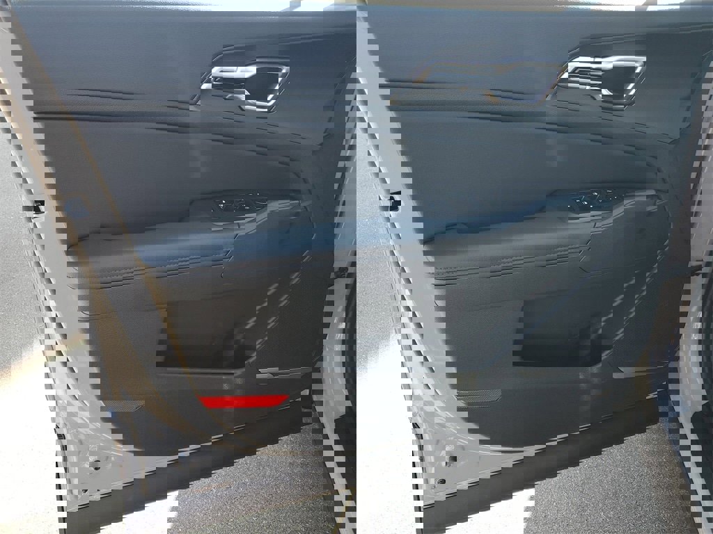 New 2026 Kia Sportage EX w/ EX Panorama Roof Package image 8