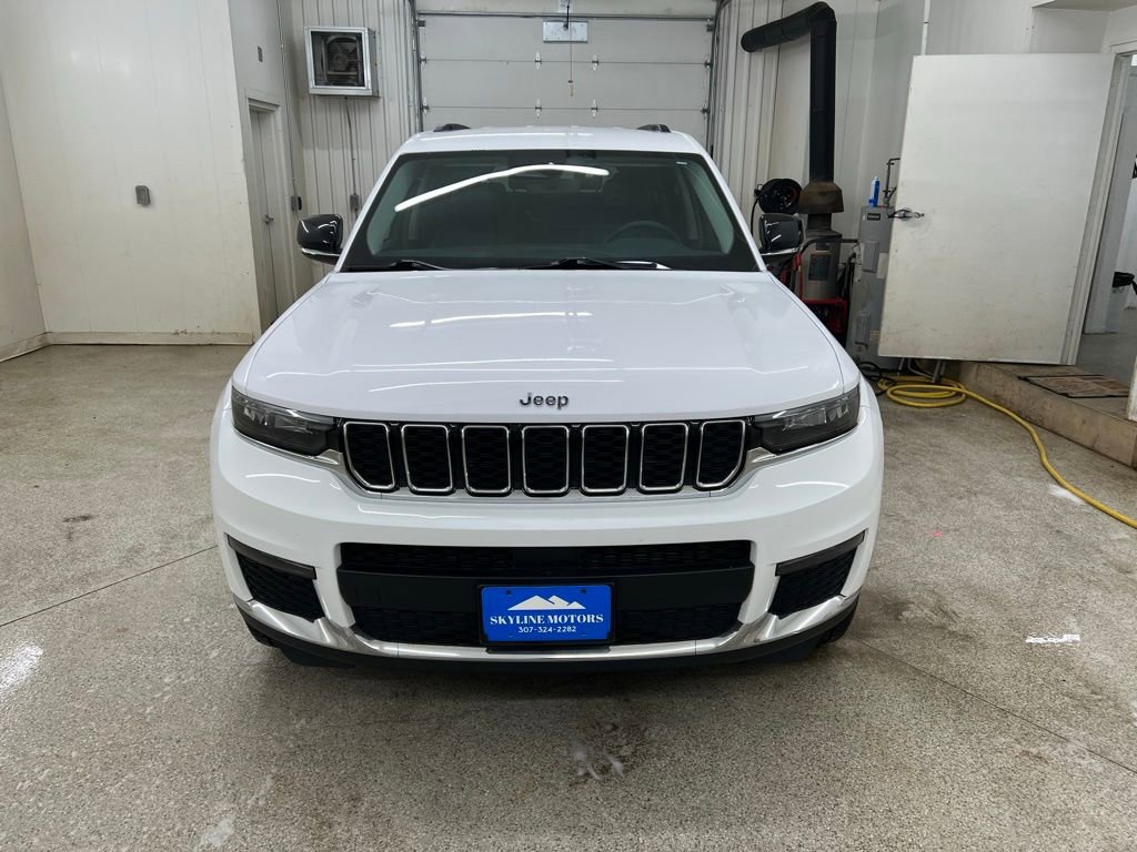 Used 2023 Jeep Grand Cherokee L Limited image 2