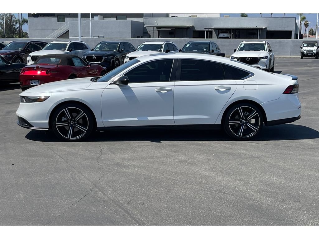 Used 2024 Honda Accord Sport image 2