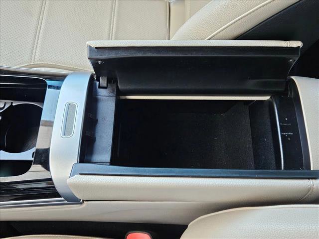 Used 2022 Mercedes-Benz C 300 Sedan image 15