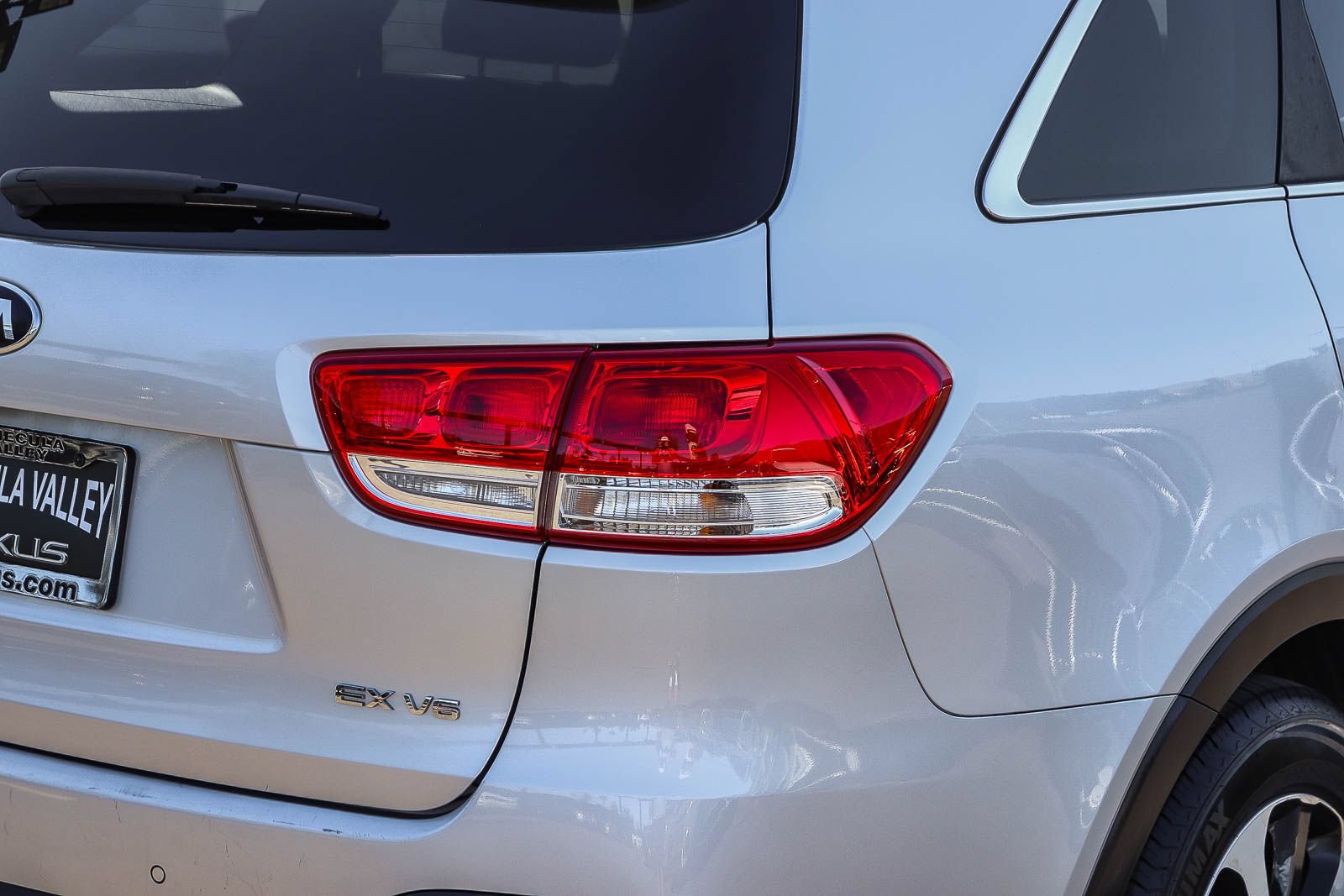 Used 2016 Kia Sorento EX AWD/4WD image 8