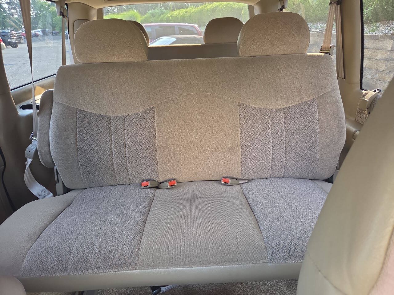 Used 2002 Chevrolet Astro Passenger AWD image 15