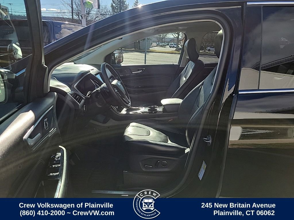 Used 2018 Ford Edge Titanium w/ Equipment Group 302A image 13