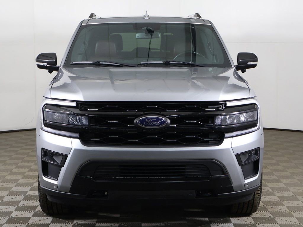 Used 2023 Ford Expedition Max Limited image 17