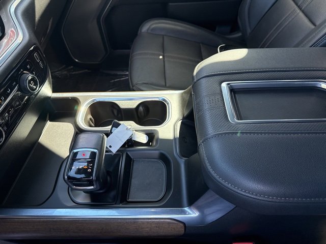 Used 2022 Chevrolet Silverado 1500 High Country w/ Technology Package image 20