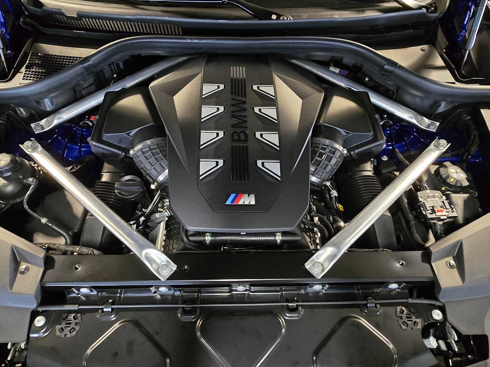 New 2026 BMW X5 M60i w/ Executive Package image 9