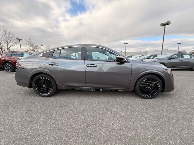 New 2026 Nissan Sentra SR w/ SR Premium Package image 4