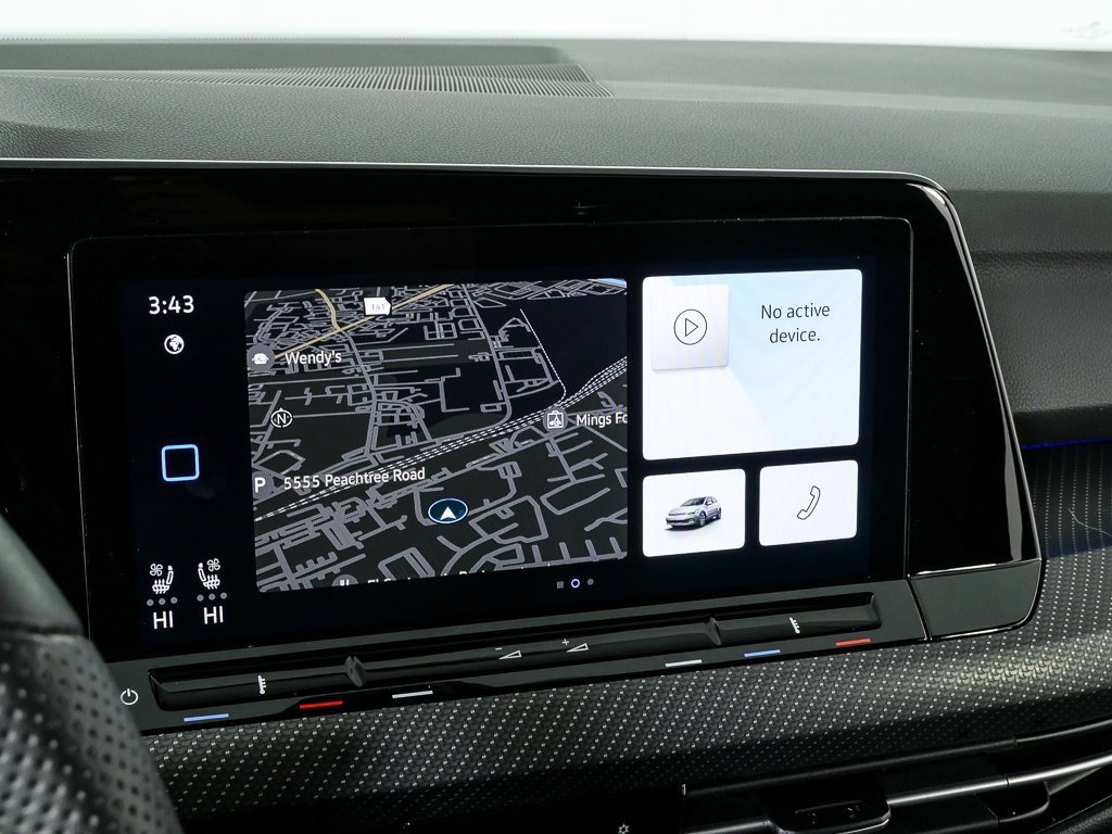 Used 2023 Volkswagen Golf R image 13