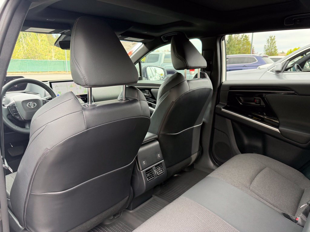 Used 2024 Toyota bZ4X AWD w/ Weather Package image 31
