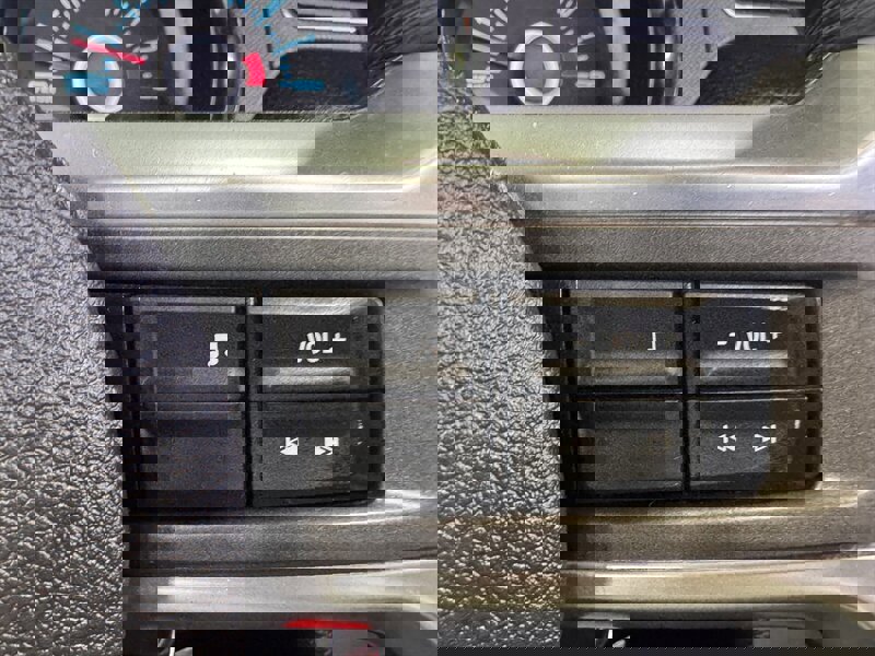 Used 2013 Ford Mustang Convertible image 22