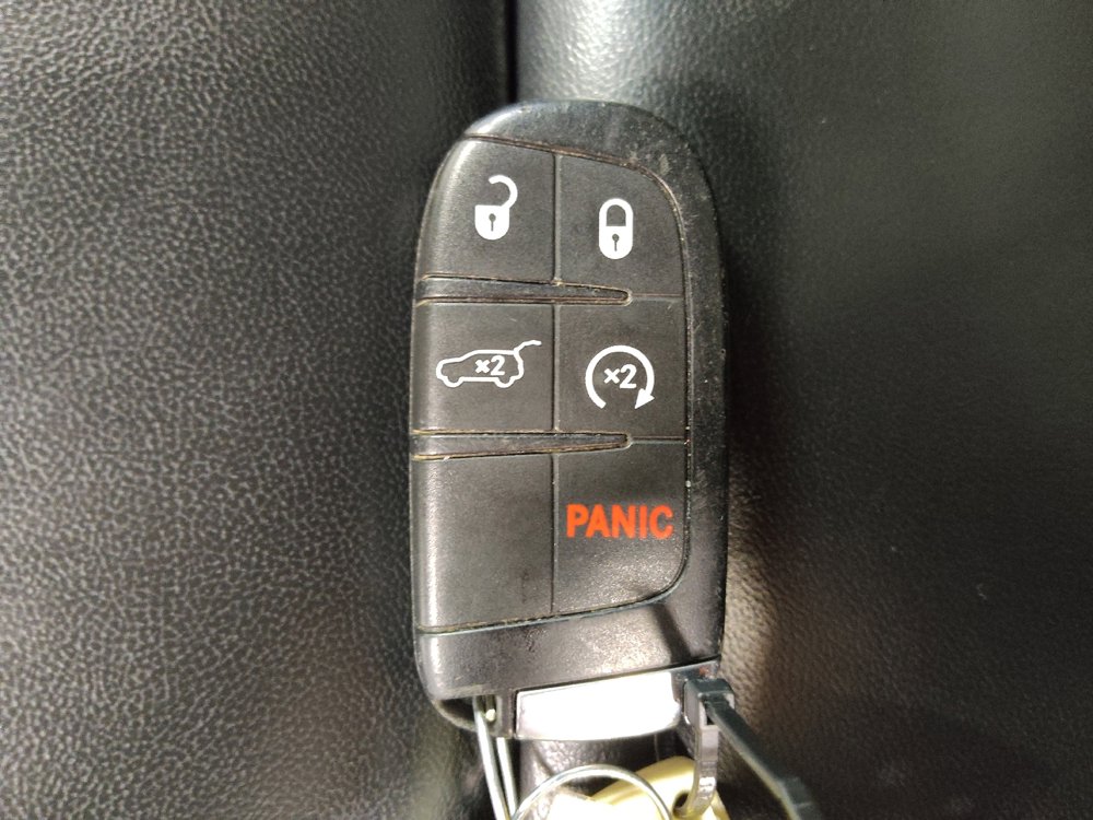 Used 2018 Jeep Grand Cherokee Limited w/ Trailer Tow Group IV image 32