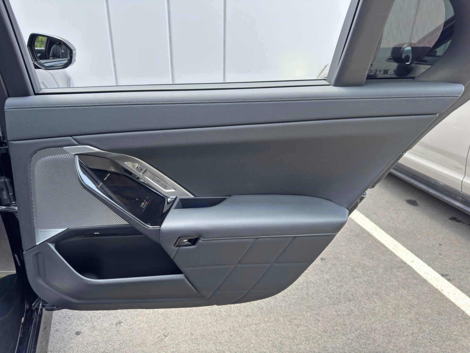 Used 2023 BMW 740i RWD image 49