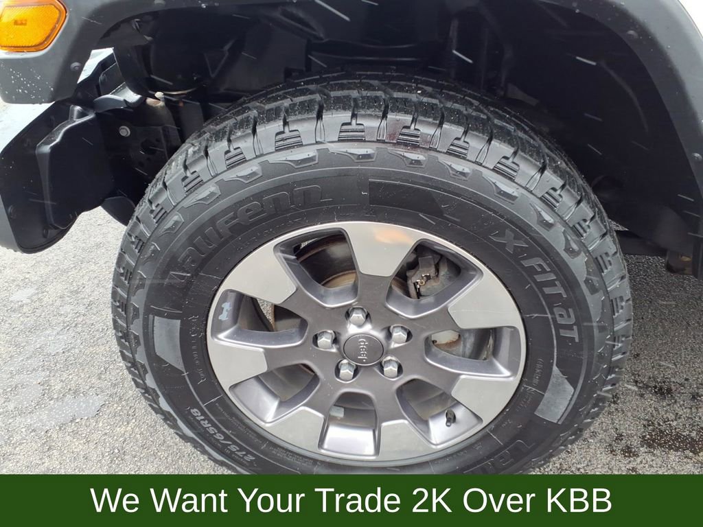 Used 2018 Jeep Wrangler Unlimited Sahara image 34