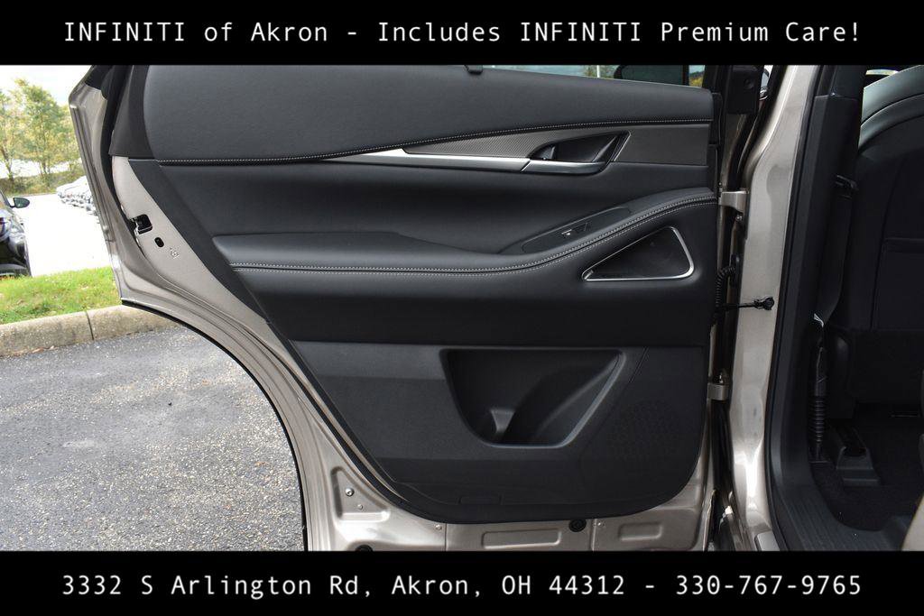 New 2026 INFINITI QX60 Luxe w/ Cargo Package image 28