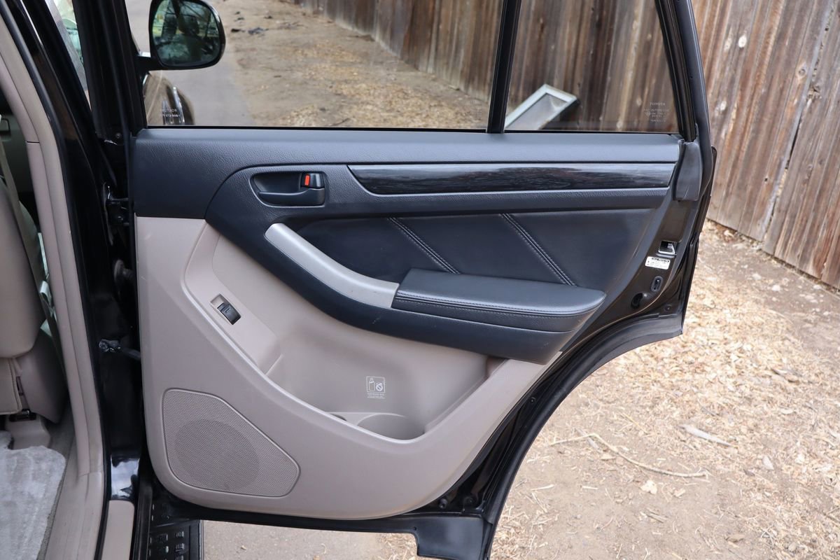 Used 2008 Toyota 4Runner Limited image 25