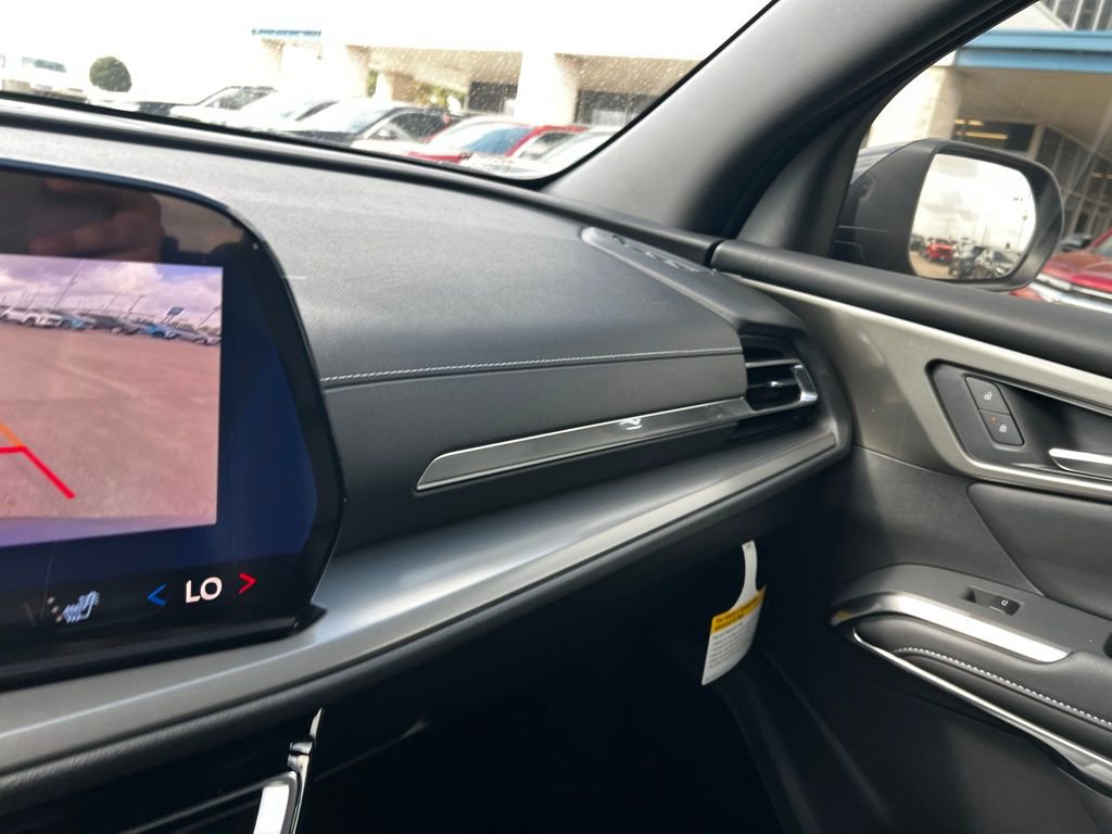 New 2026 Chevrolet Traverse LT w/ LPO, Floor Liner Package image 33