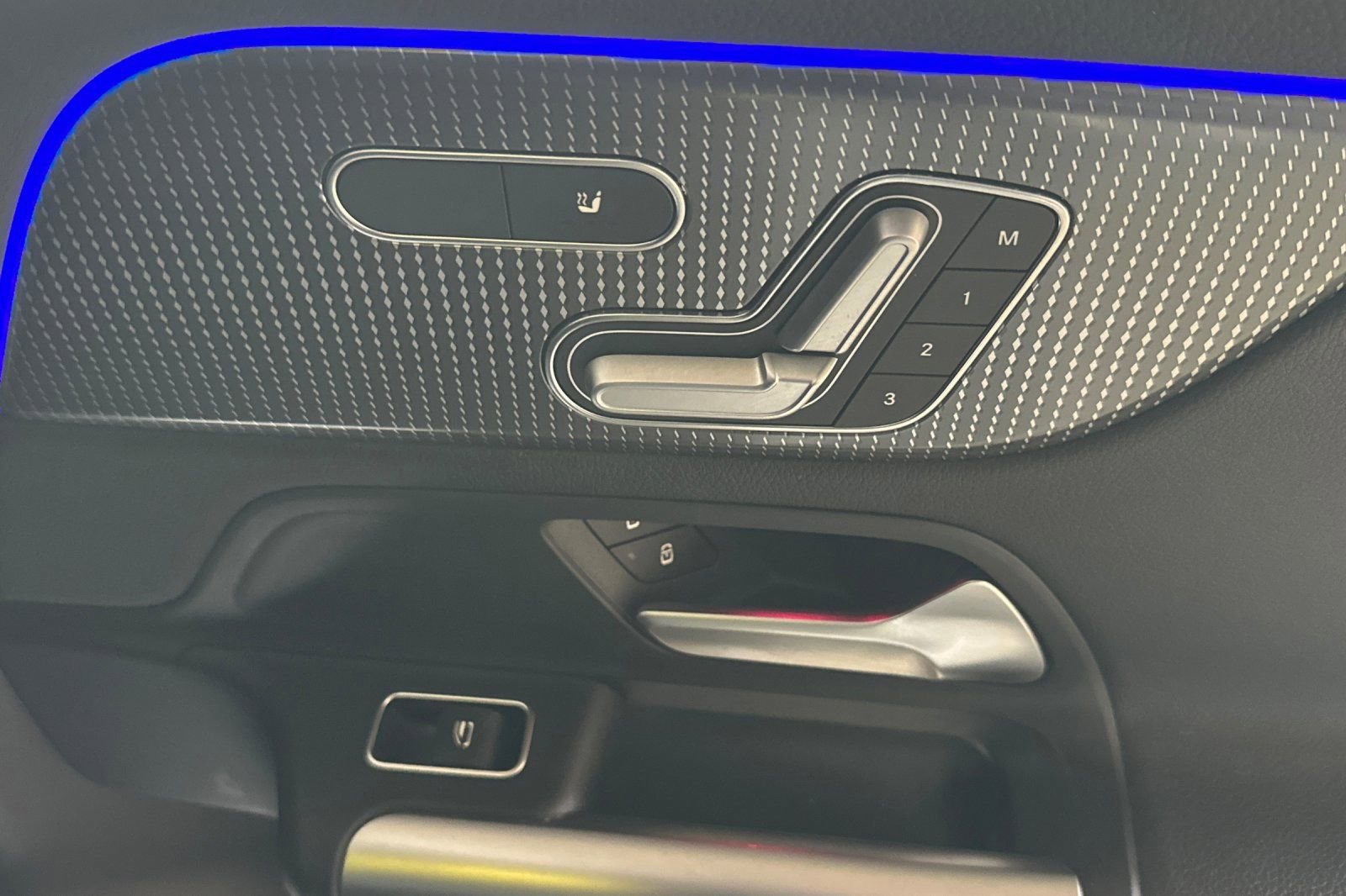 Certified 2023 Mercedes-Benz GLA 250 w/ Premium Package image 24