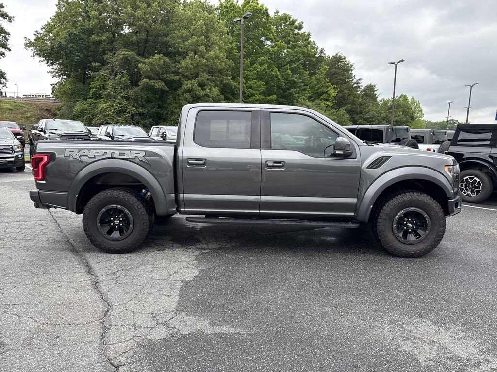 Used 2018 Ford F150 Raptor w/ Equipment Group 802A Luxury AWD/4WD image 8