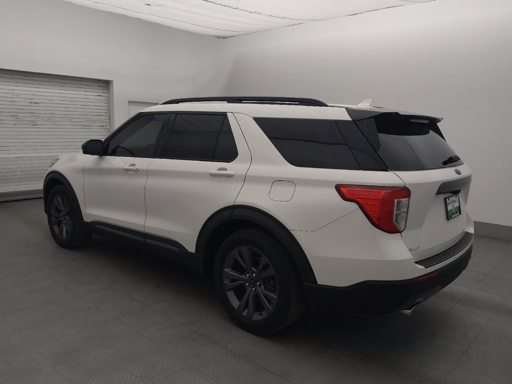 Used 2021 Ford Explorer XLT w/ Equipment Group 202A RWD image 3