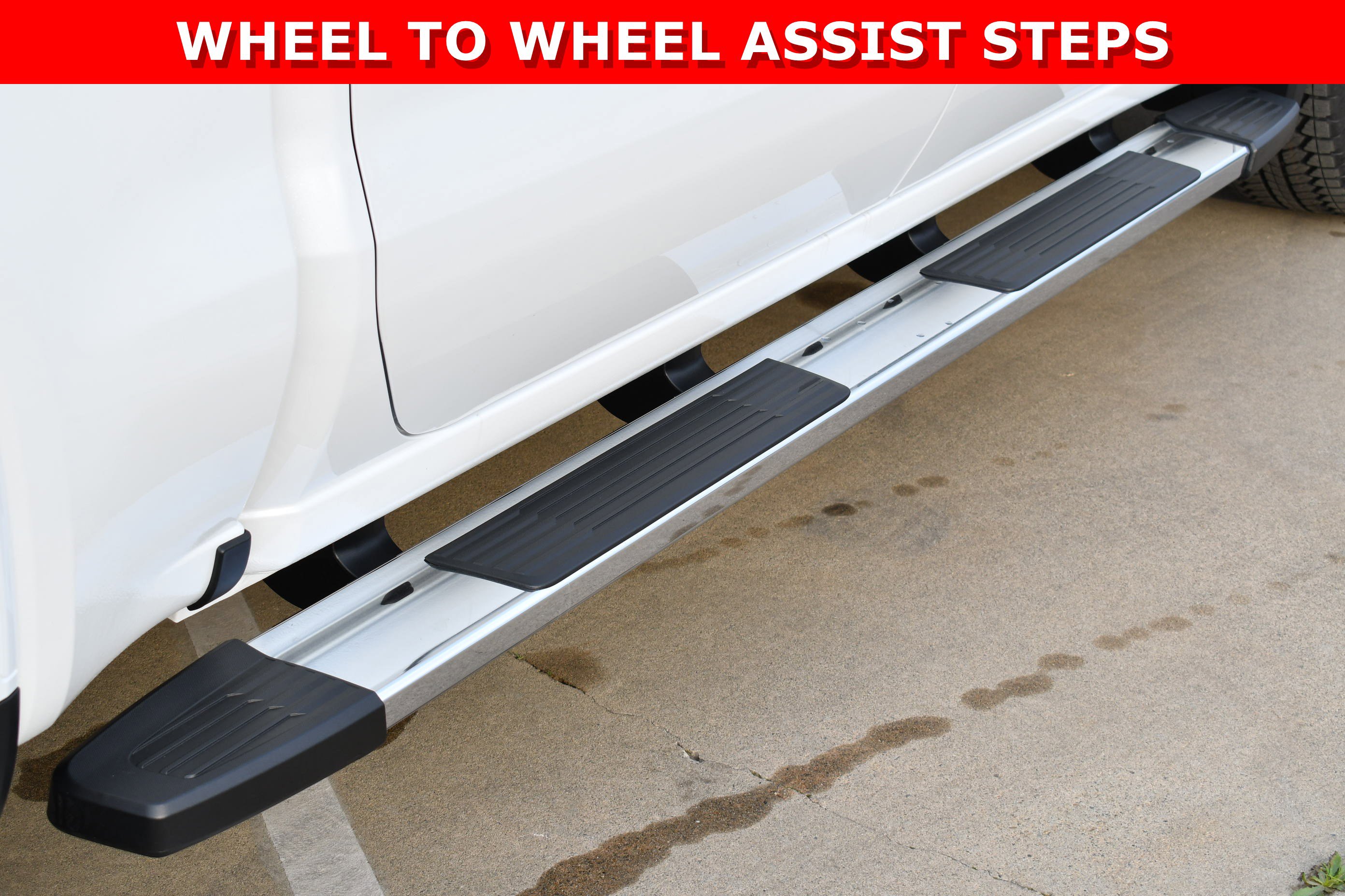 New 2026 GMC Sierra 1500 SLT w/ SLT Premium Plus Package image 11