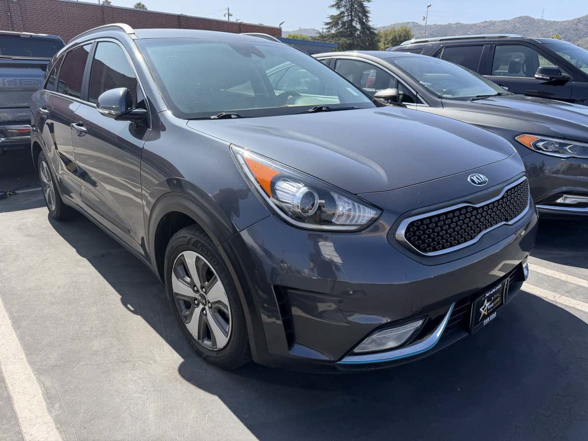 Used 2019 Kia Niro EX FWD image 1