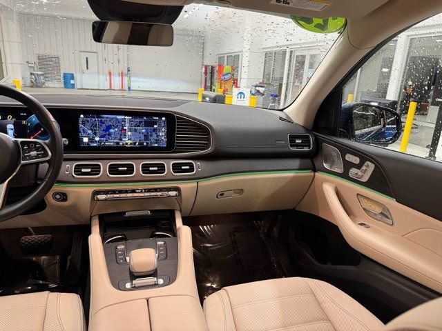 Used 2022 Mercedes-Benz GLS 450 4MATIC image 38
