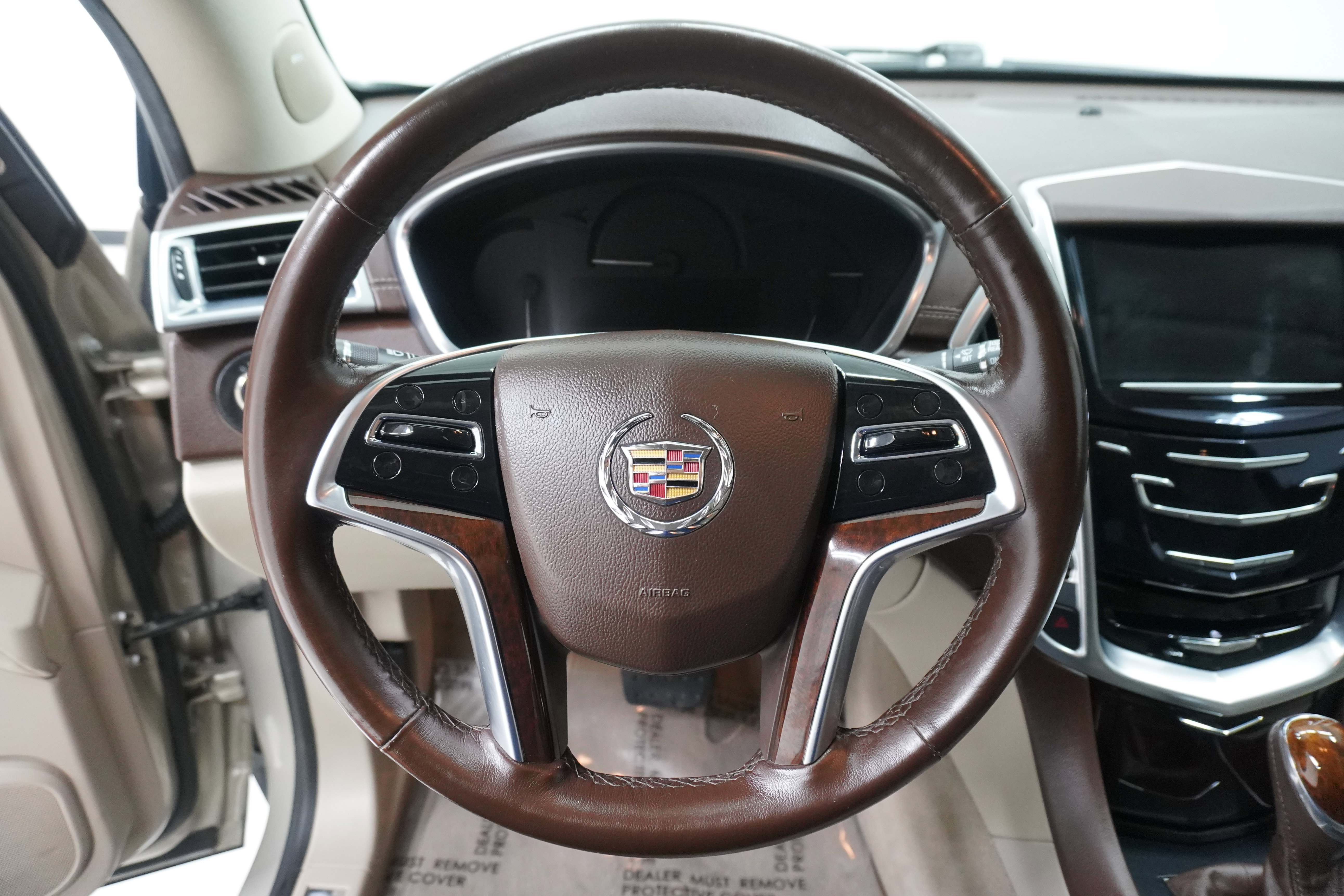 Used 2014 Cadillac SRX Premium image 18