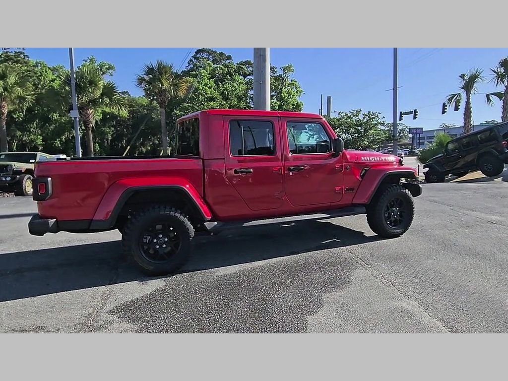 Used 2025 Jeep Gladiator Sport AWD/4WD image 34