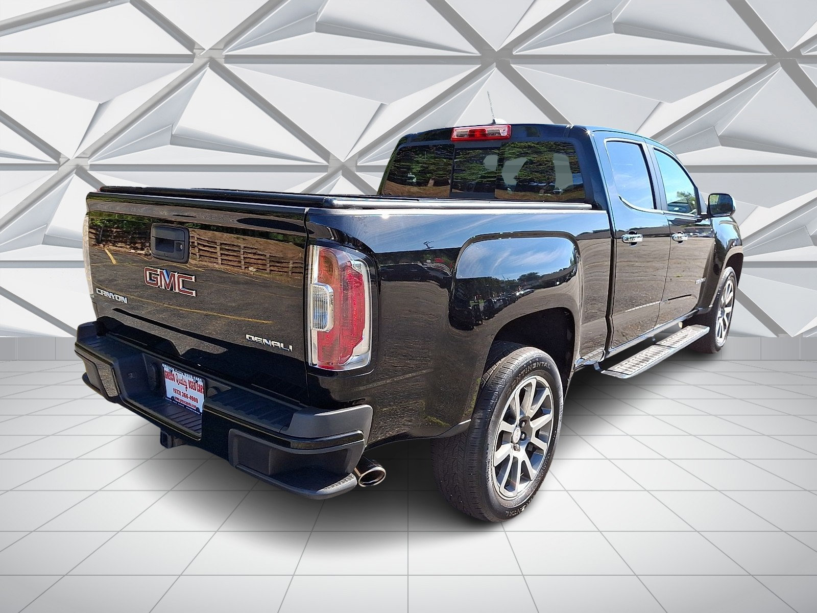 Used 2018 GMC Canyon Denali AWD/4WD image 10