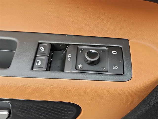 New 2025 Volkswagen ID. Buzz Pro S image 29