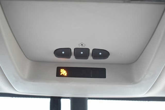 Used 2007 Chevrolet Suburban LT image 24