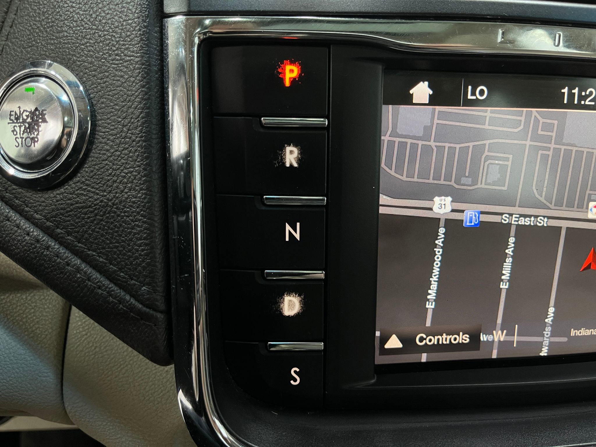 Used 2018 Lincoln Continental Select w/ Continental Climate Package image 29