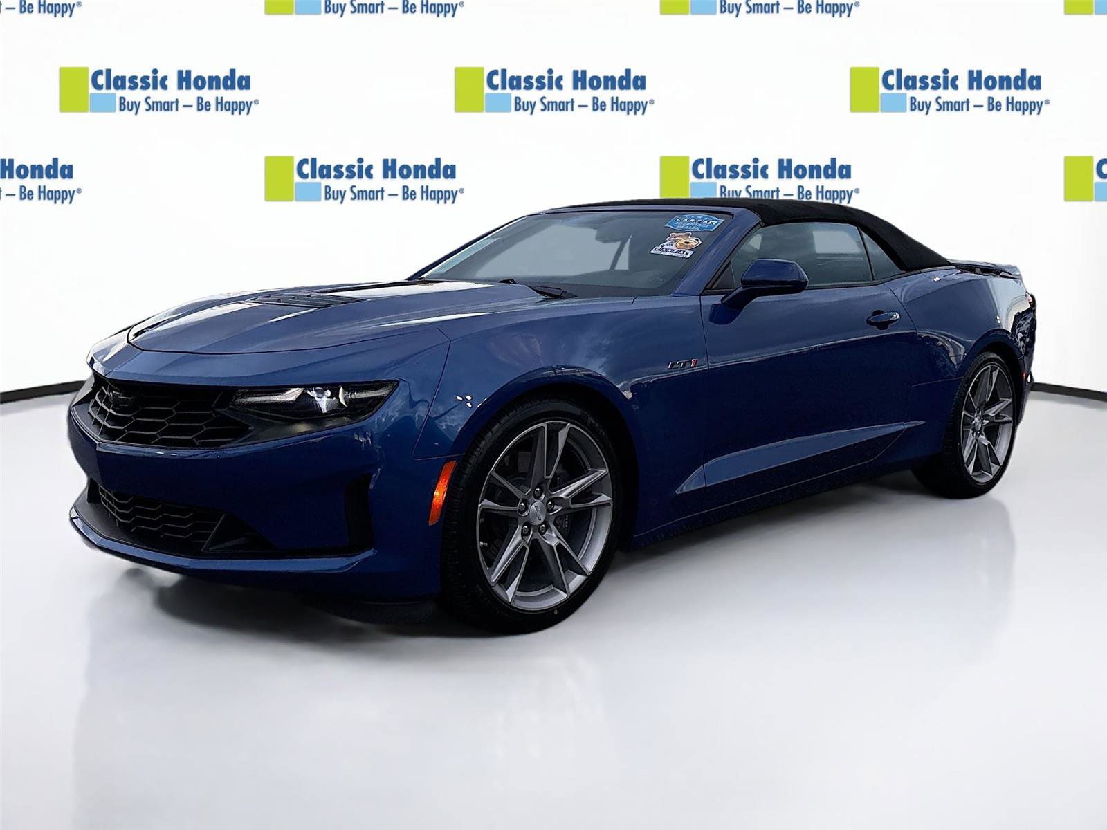 Used 2022 Chevrolet Camaro LT w/ Technology Package image 3
