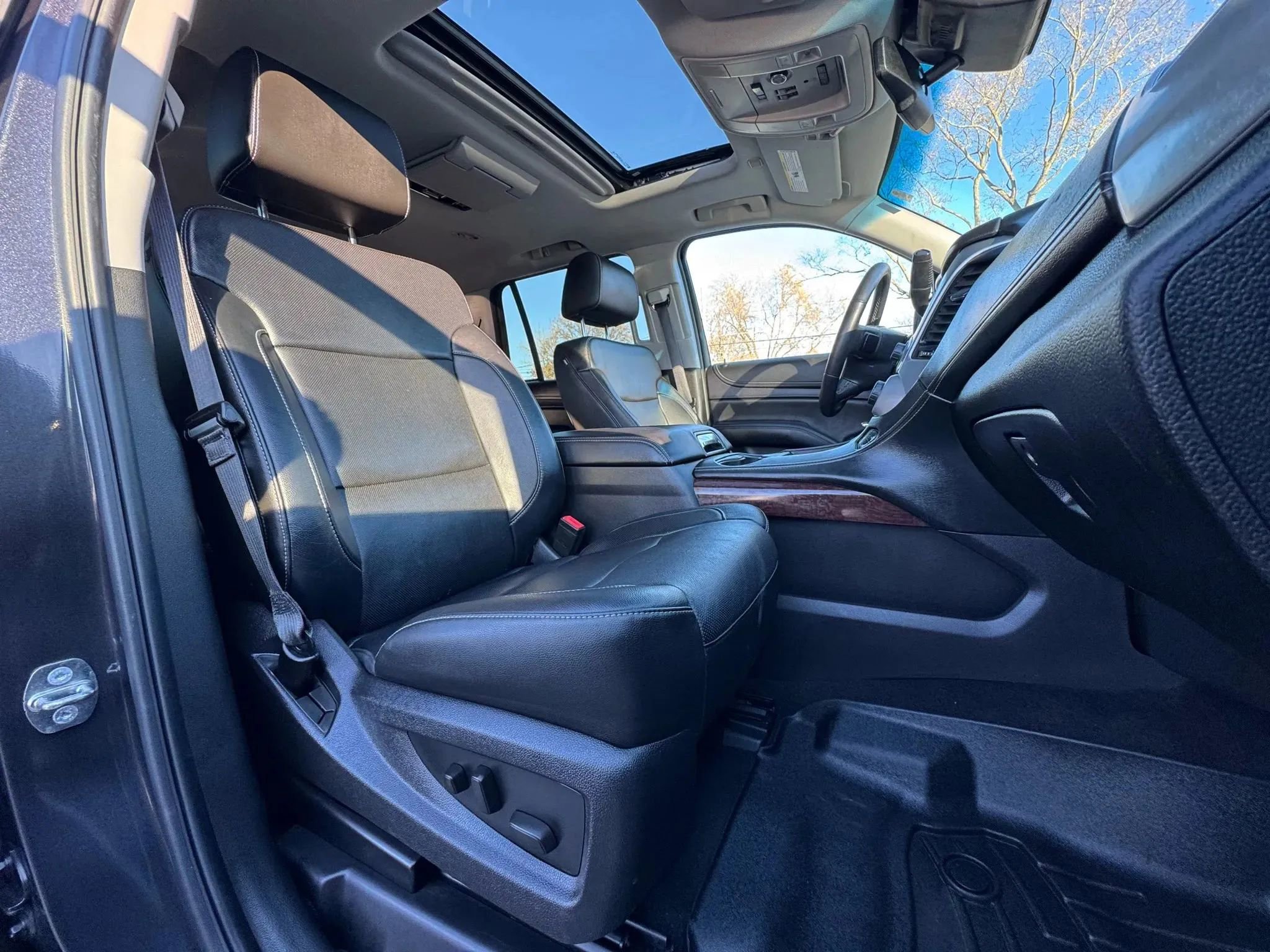 Used 2015 GMC Yukon SLT w/ Open Road Package image 11