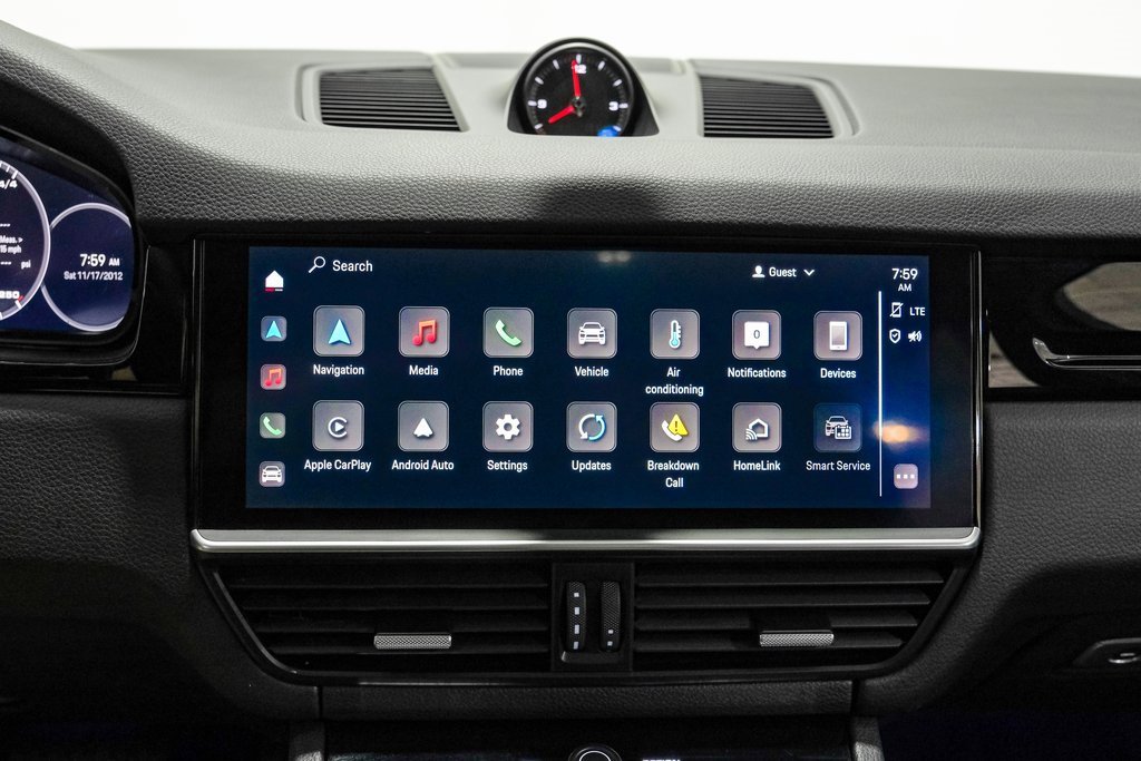 Used 2023 Porsche Cayenne image 26