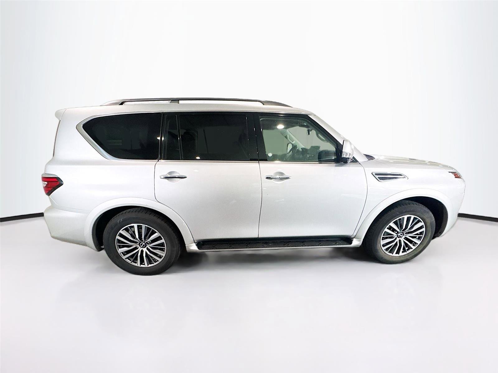 Used 2023 Nissan Armada SL image 6