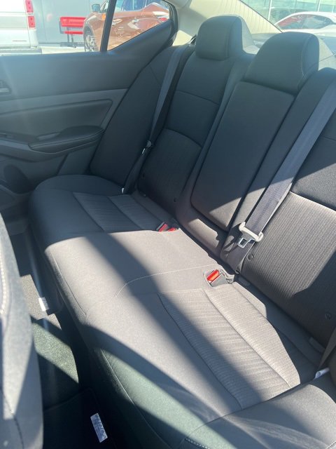 New 2025 Nissan Altima 2.5 SV image 7