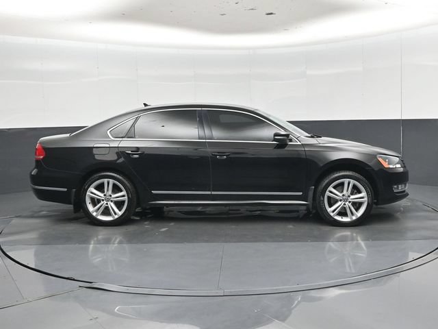 Used 2015 Volkswagen Passat 1.8T Sport FWD image 2