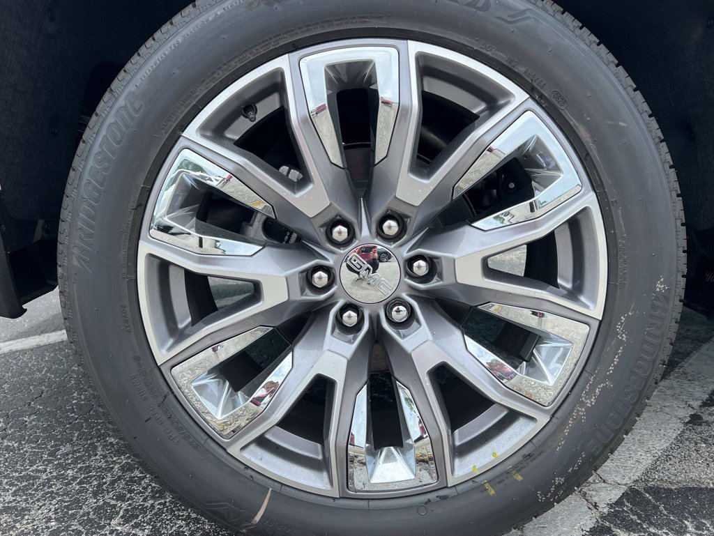 New 2026 GMC Sierra 1500 Denali w/ Denali Reserve Package AWD/4WD image 17