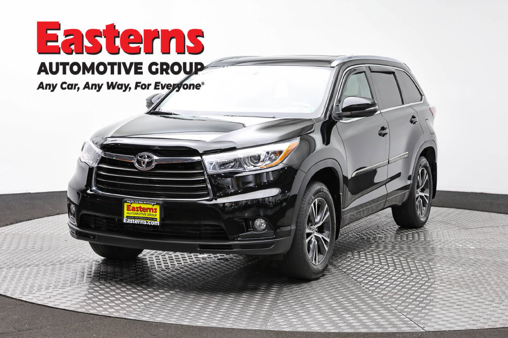 Used 2016 Toyota Highlander XLE AWD/4WD image 1