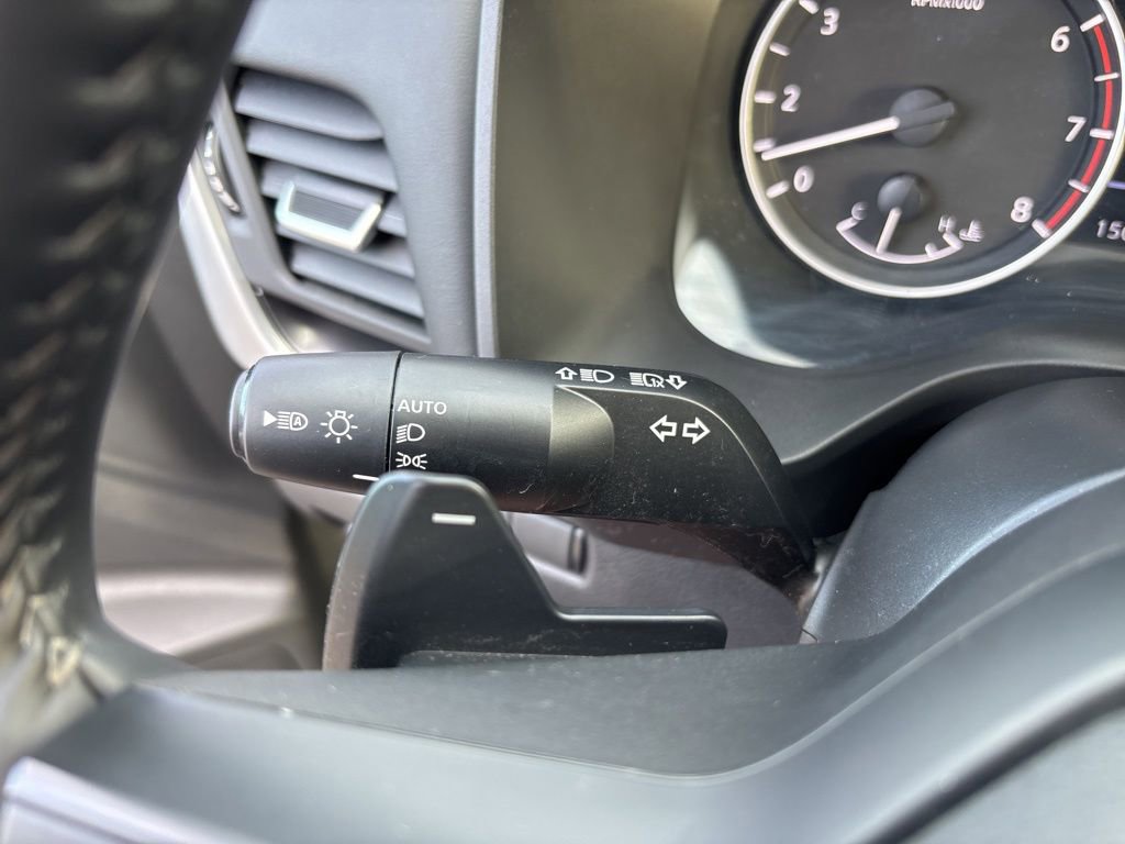 Certified 2026 Nissan Rogue SV AWD/4WD image 32