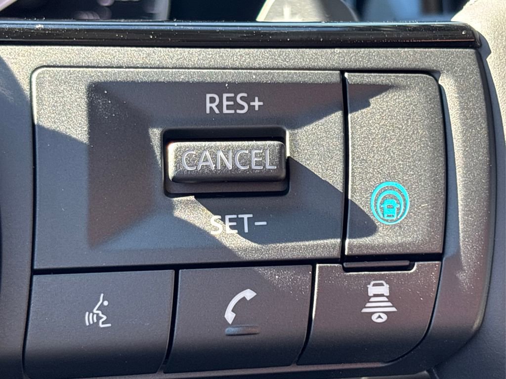 New 2025 Nissan Pathfinder SL image 27