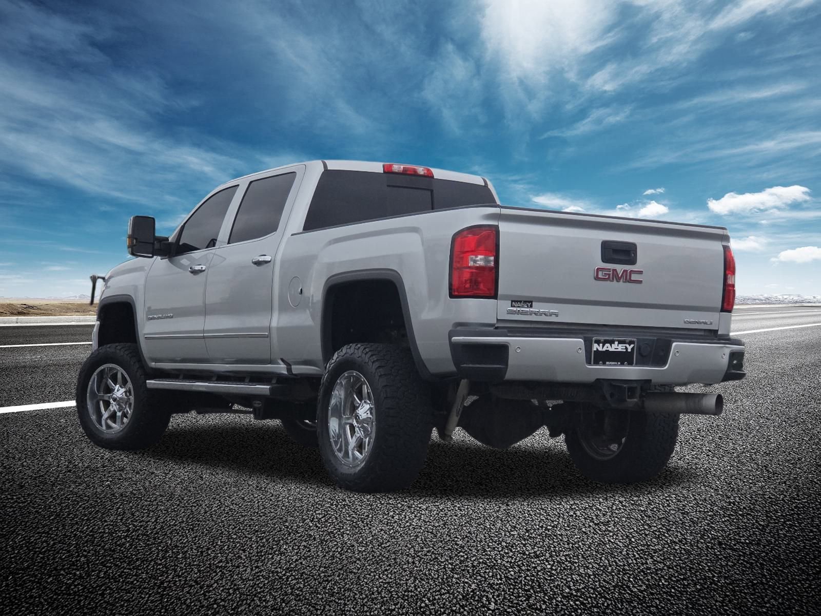 Used 2018 GMC Sierra 2500 Denali w/ Duramax Plus Package image 18